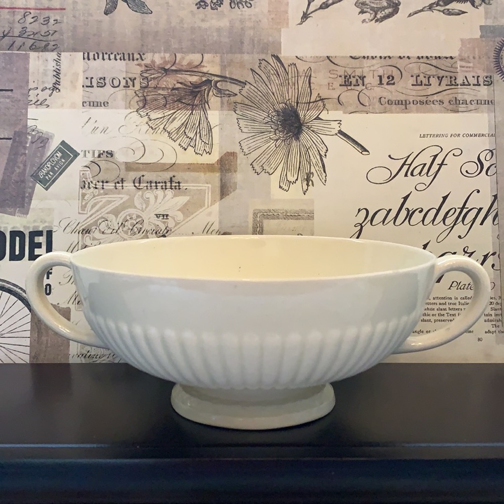 Edme by WEDGWOOD Footed Soup Bowl